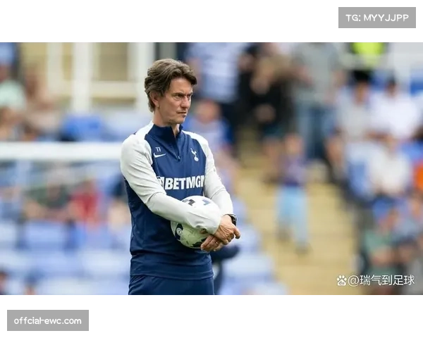 官方：热刺后卫乌多基因膝伤赛季报销，将缺席剩余所有比赛